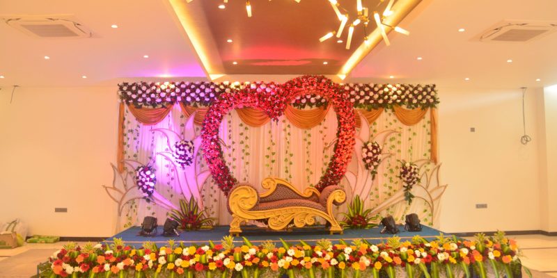 Indoor Banquet Hall Decoration